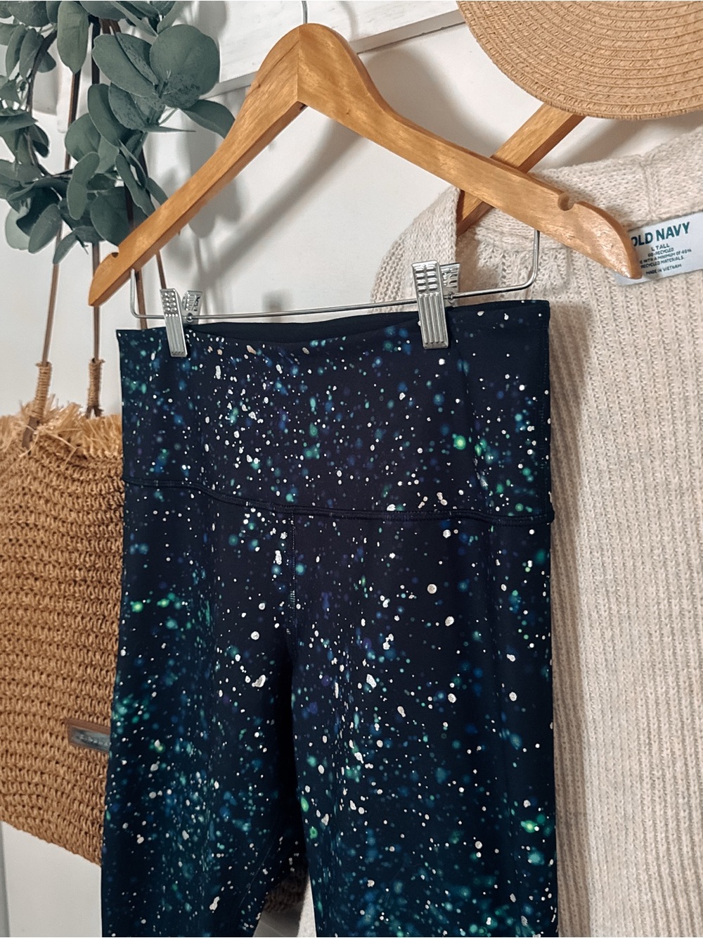 Old Navy Navy Galaxy Speckle Leggings